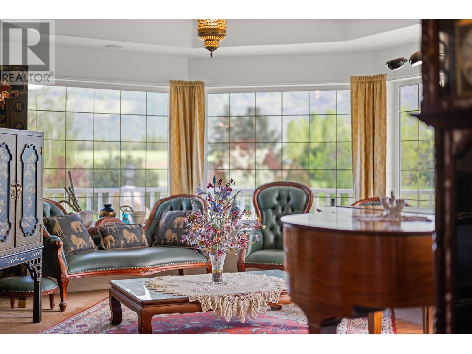 Living Room - 910 Lumby Mabel Lake Road, Lumby, BC