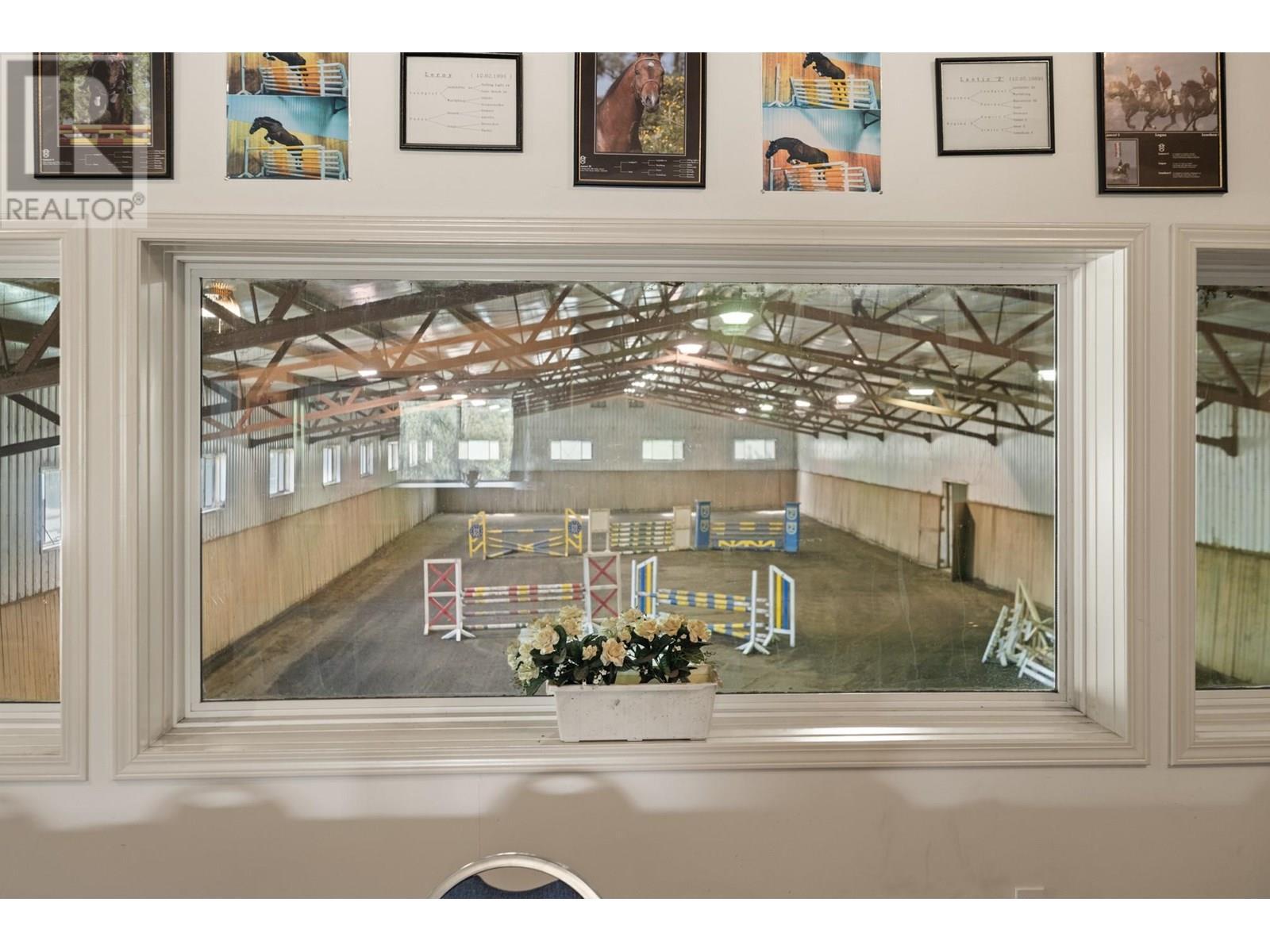Indoor Riding Arena - 910 Lumby Mabel Lake Road, Lumby, BC