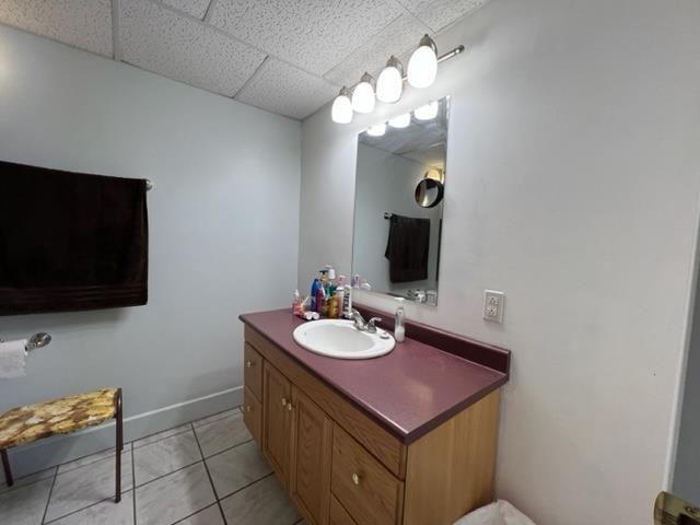 100 Queen Street, Barwick, ON - Indoor Photo Showing Bathroom