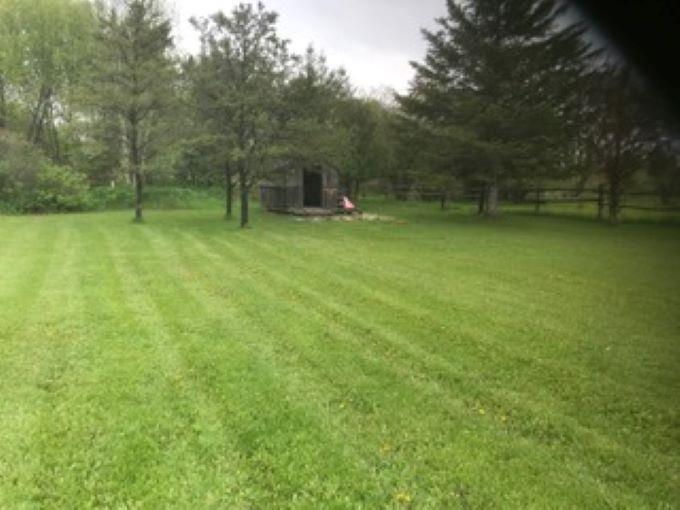 100 Queen Street, Barwick, ON - Outdoor