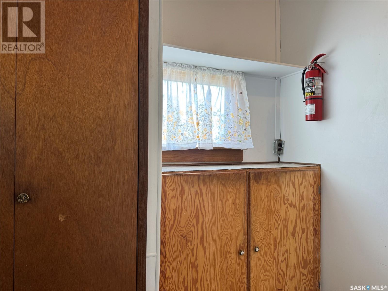 218 4Th Street E, Wynyard, SK - Indoor Photo Showing Other Room