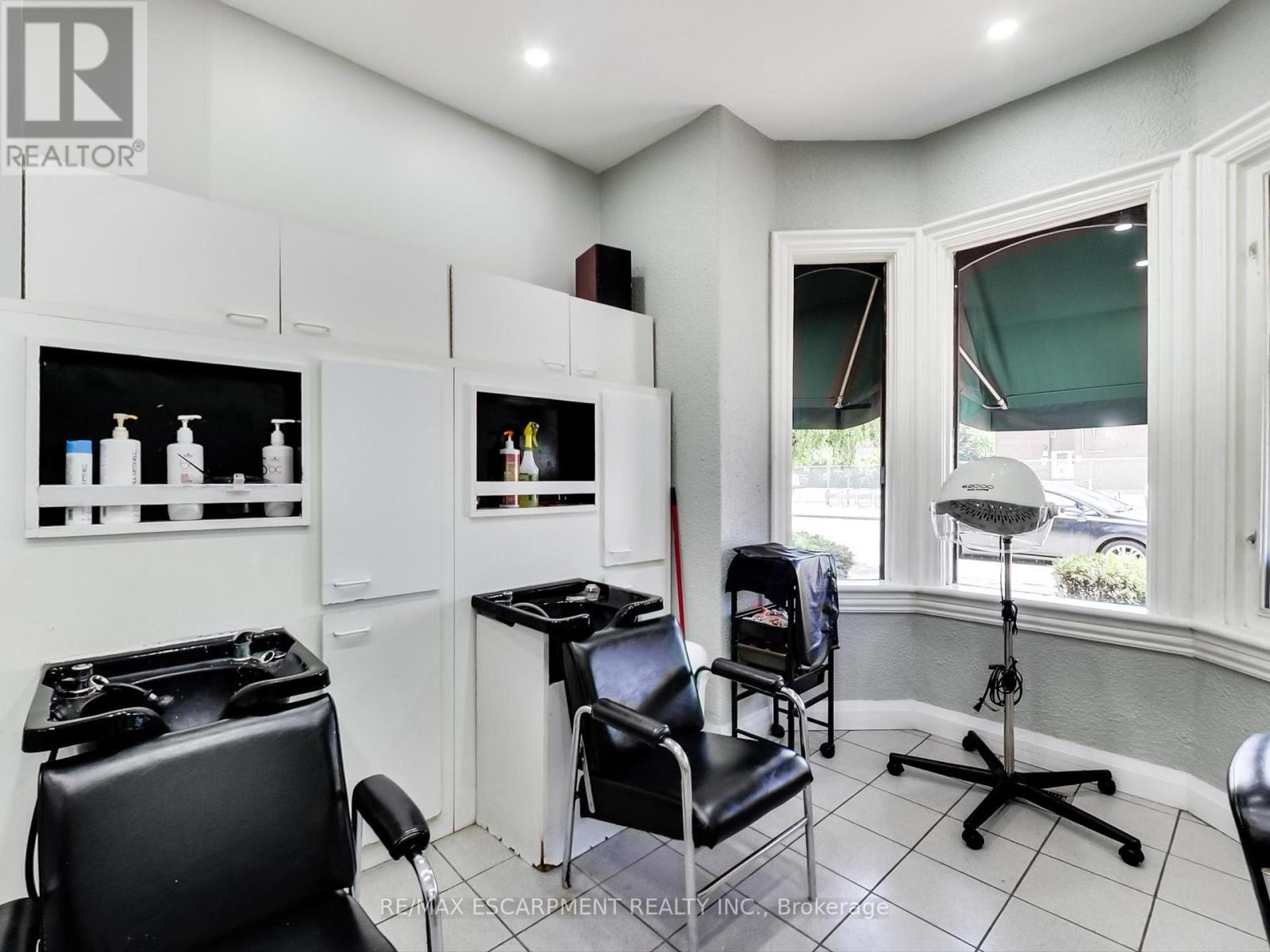 51 Augusta Street, Hamilton, ON