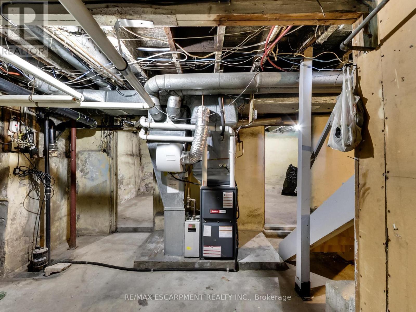 51 Augusta Street, Hamilton, ON