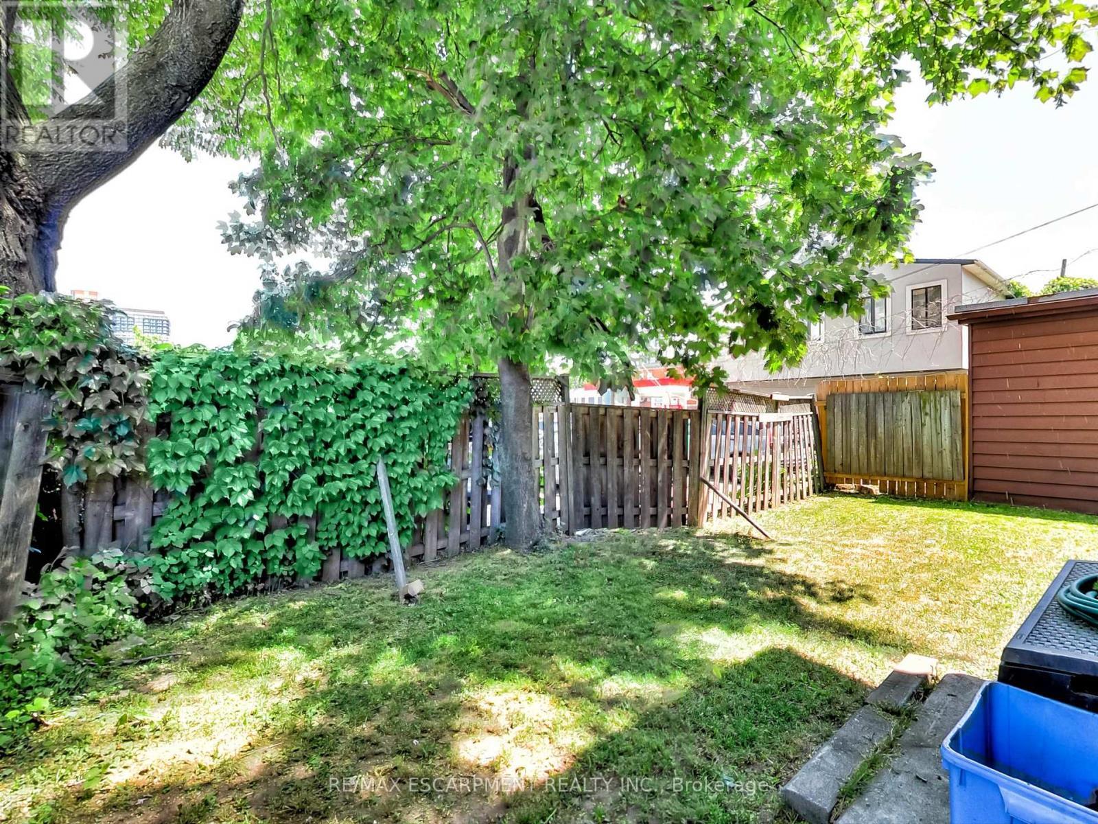 51 Augusta Street, Hamilton, ON