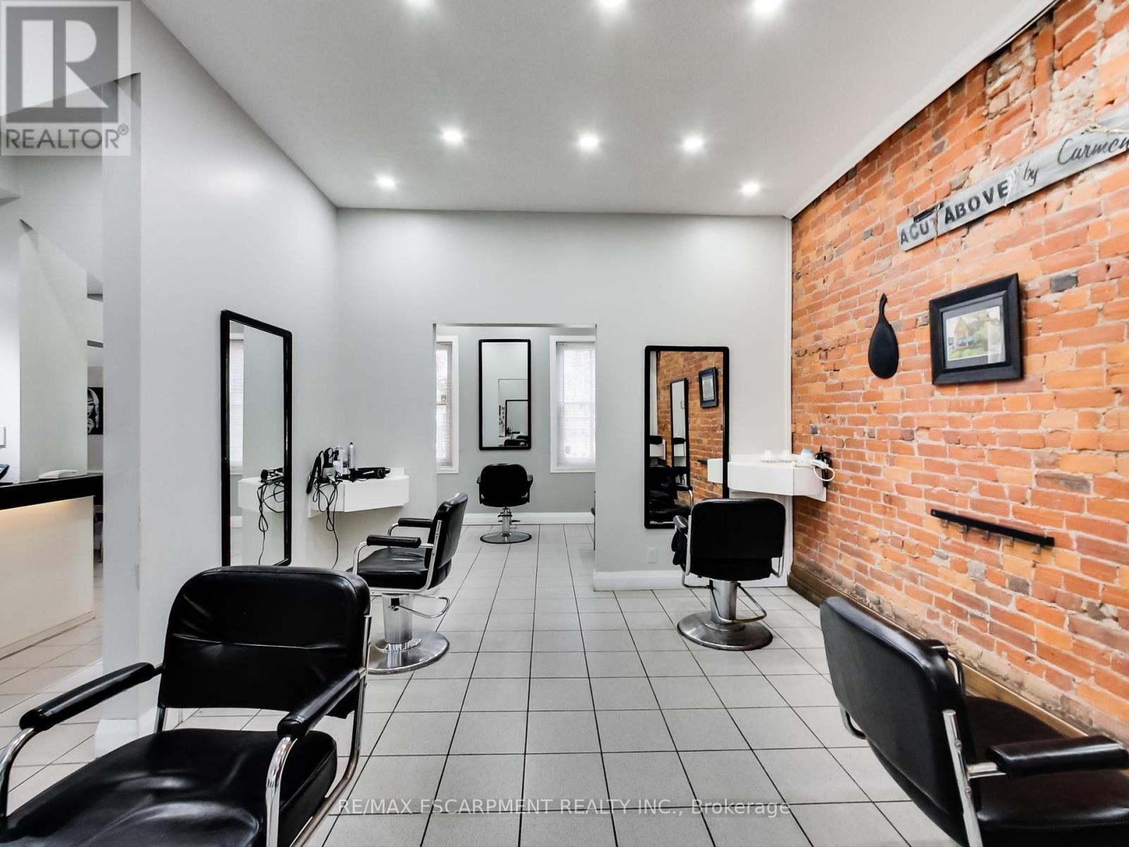 51 Augusta Street, Hamilton, ON