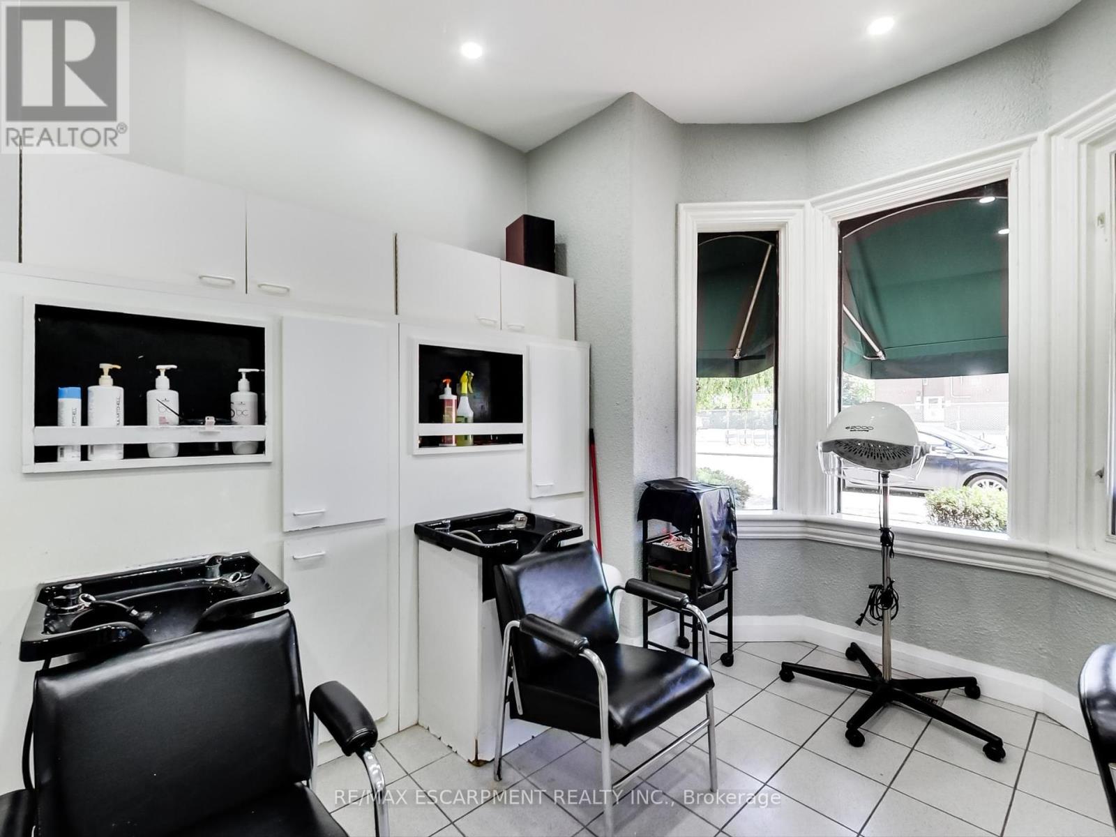 51 Augusta Street, Hamilton, ON