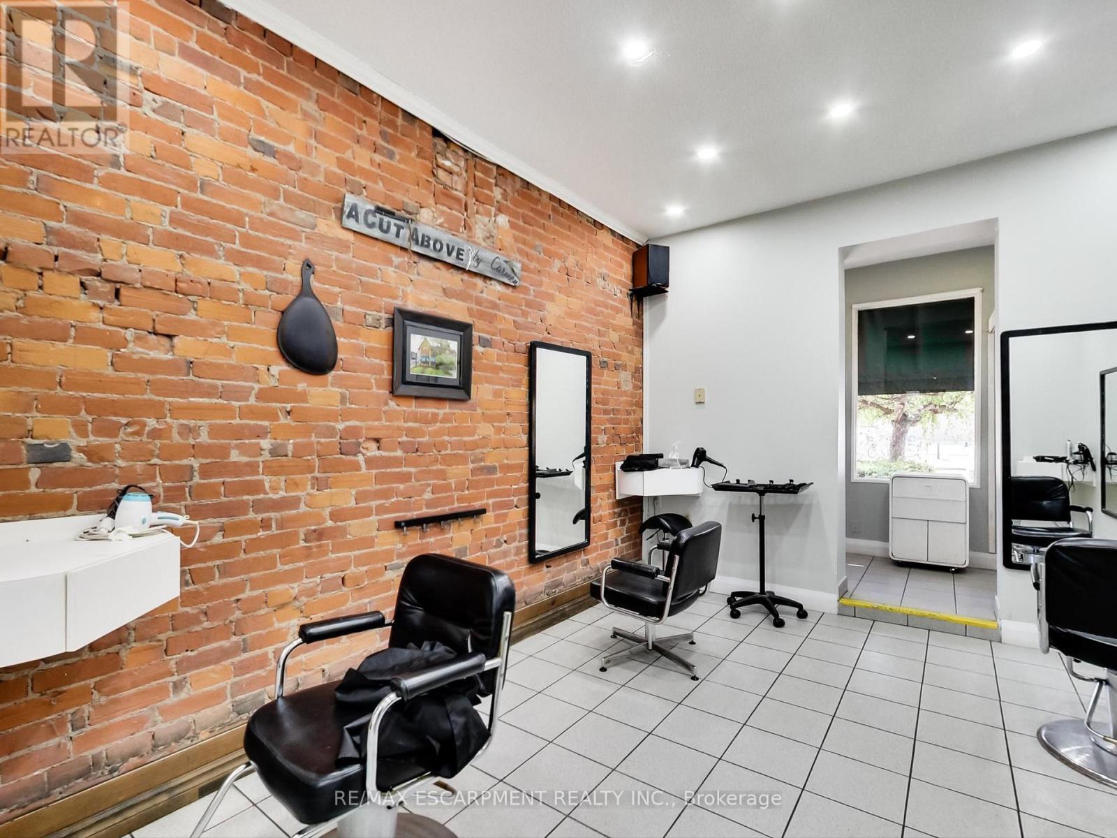 51 Augusta Street, Hamilton, ON