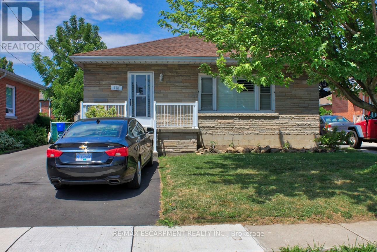 1 - 176 East 32Nd Street, Hamilton, ON - Outdoor