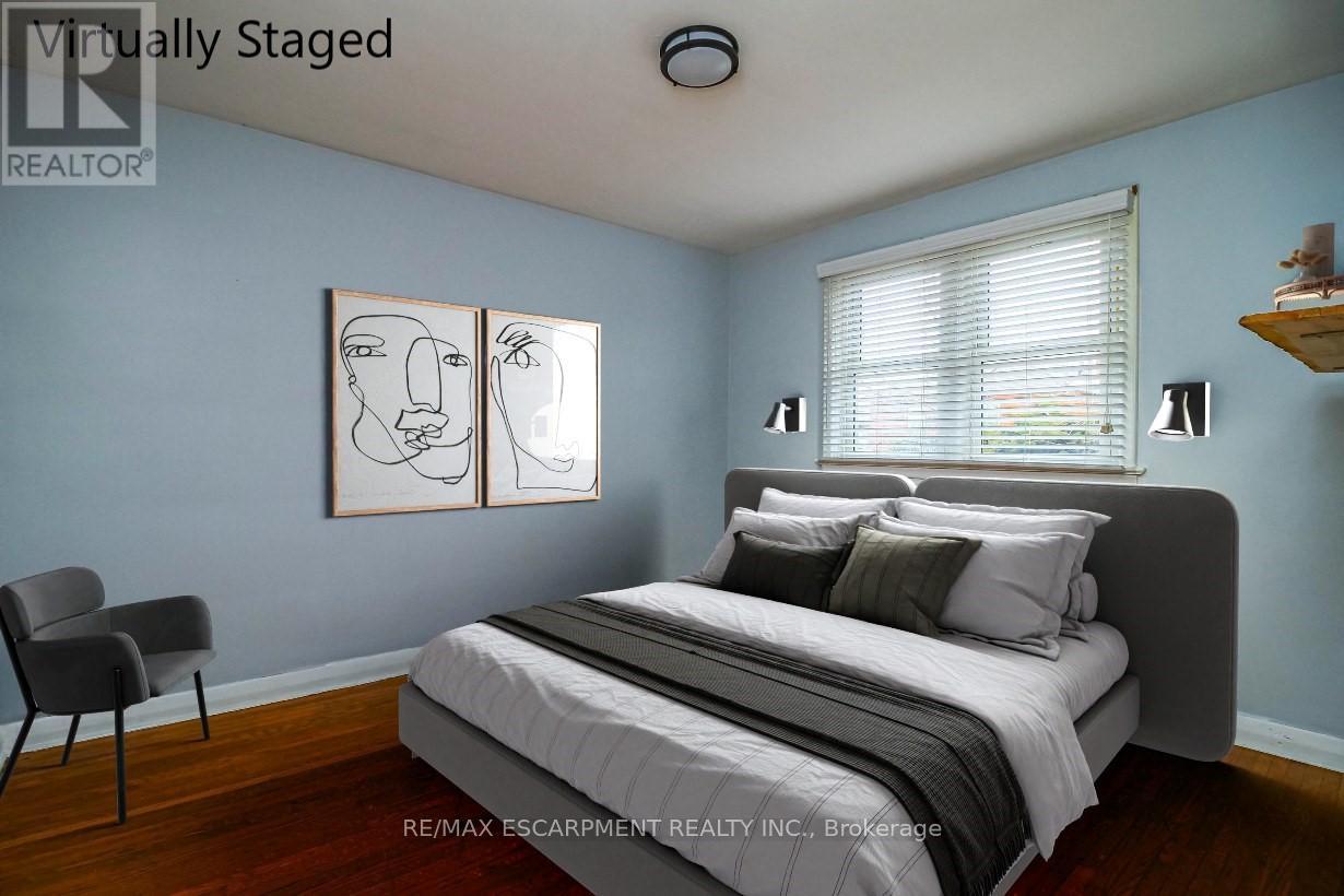 1 - 176 East 32Nd Street, Hamilton, ON - Indoor Photo Showing Bedroom