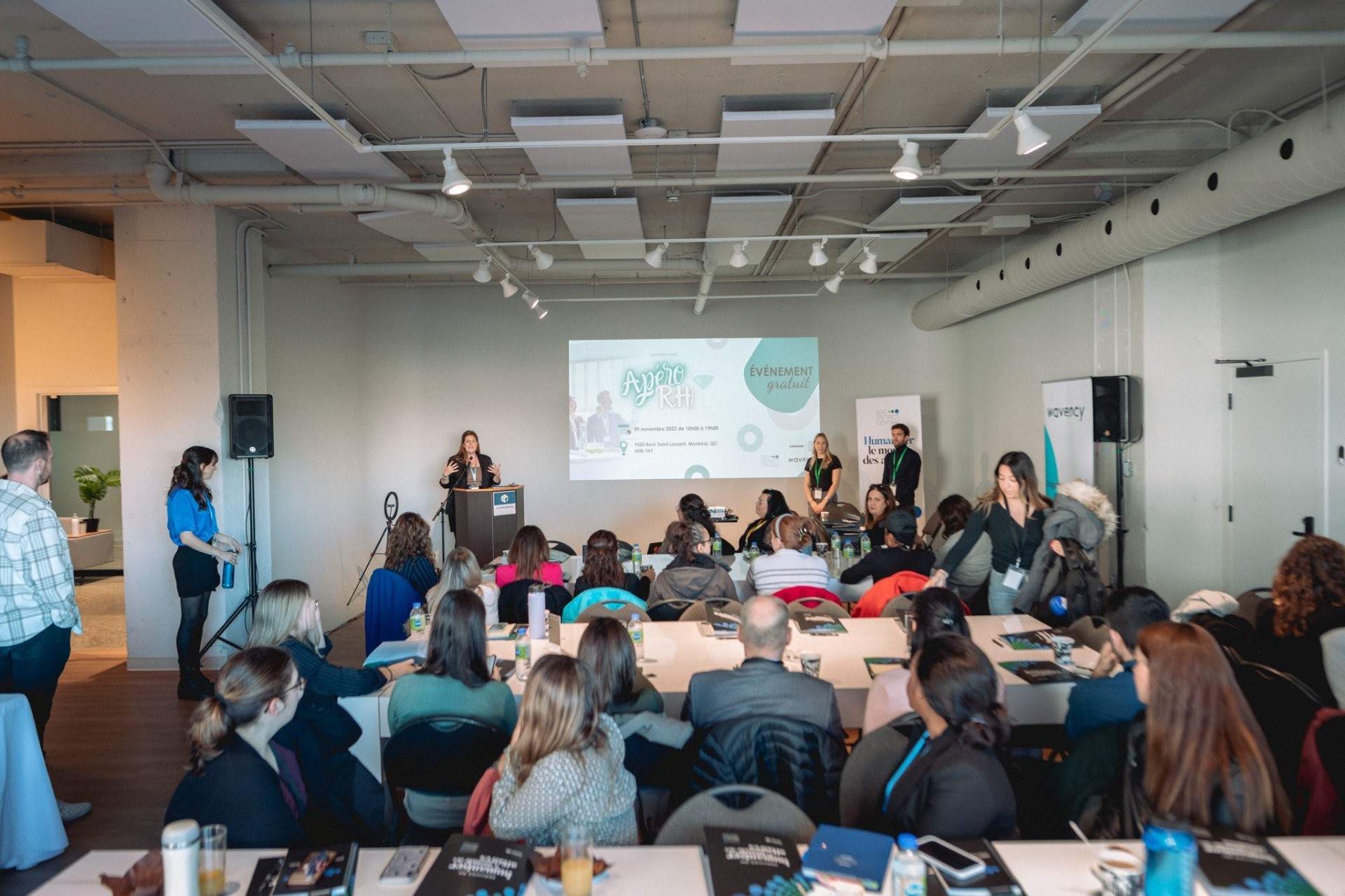 Office - 17-1 Rue Chabanel O., Montréal (Ahuntsic-Cartierville), QC - Indoor