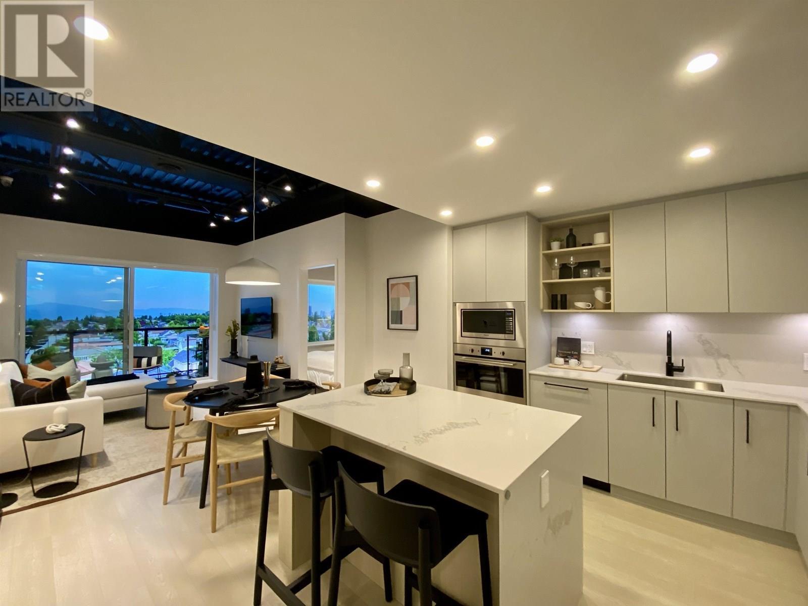 2700 Kingsway, Vancouver, BC