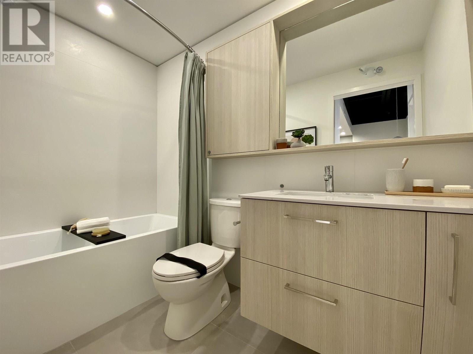 2700 Kingsway, Vancouver, BC