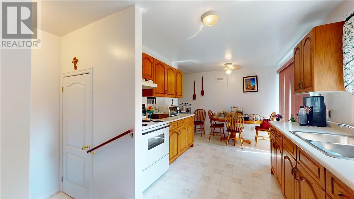 88 Arthur Street, Manitowaning, ON - Indoor Photo Showing Kitchen