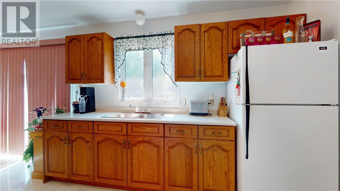 88 Arthur Street, Manitowaning, ON - Indoor Photo Showing Kitchen With Double Sink