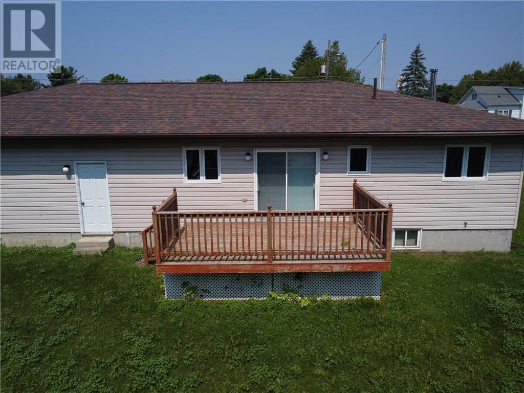 88 Arthur Street, Manitowaning, ON - Outdoor