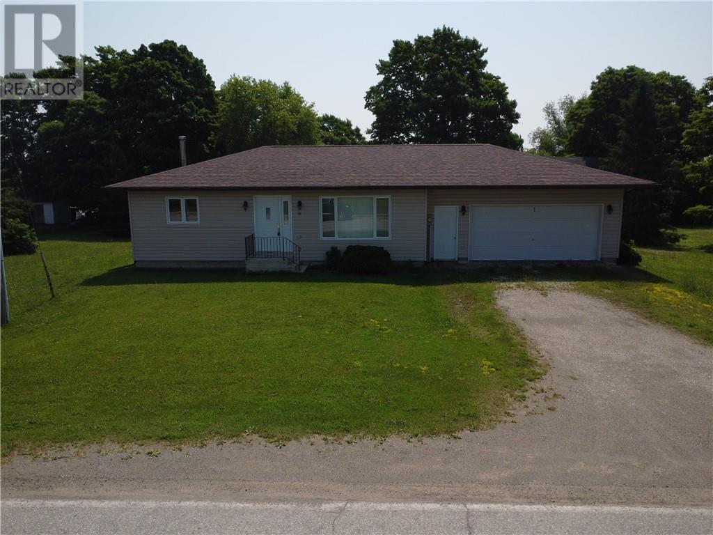 88 Arthur Street, Manitowaning, ON - Outdoor