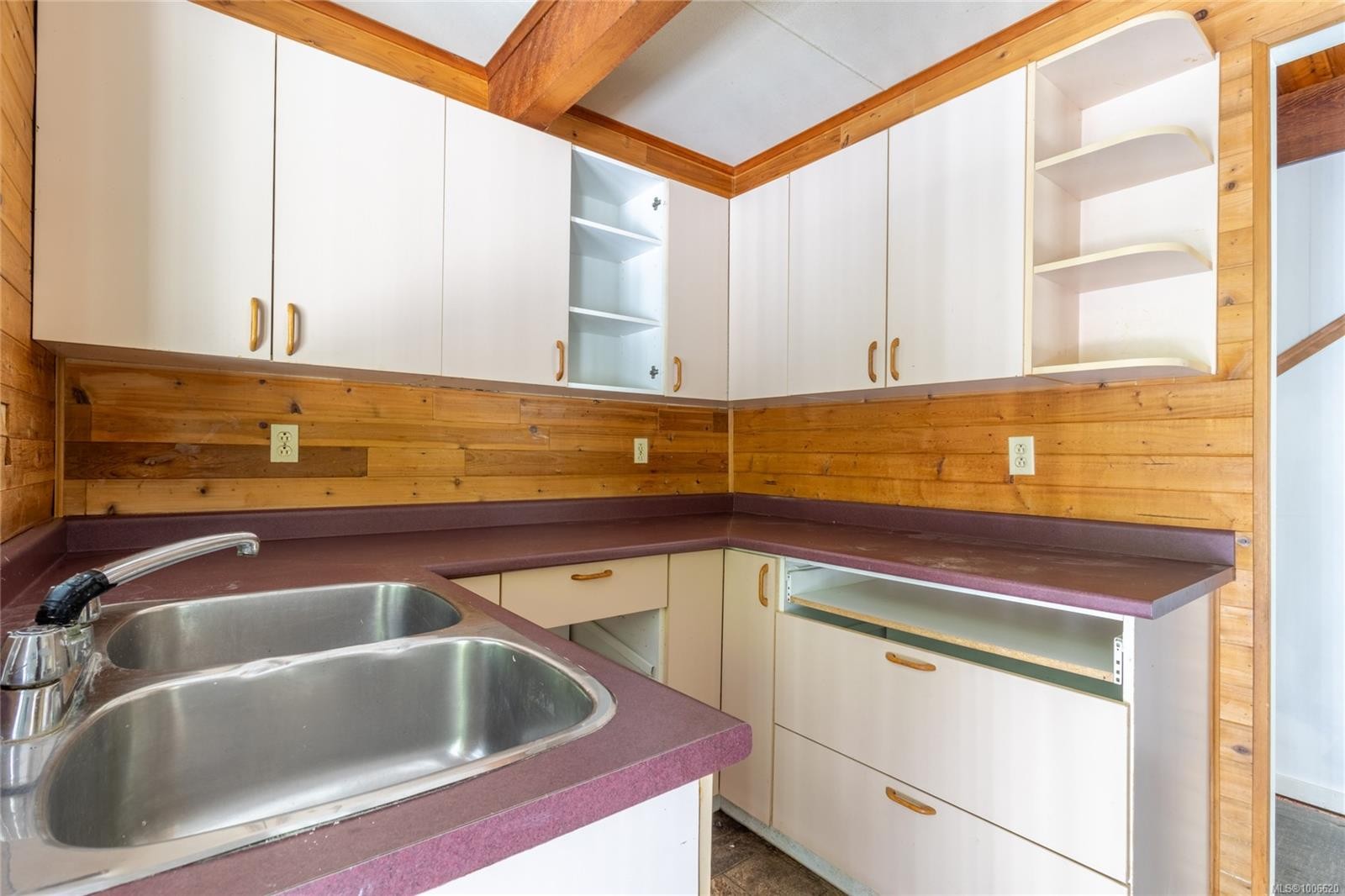 4605 Mate Rd, Pender Island, BC