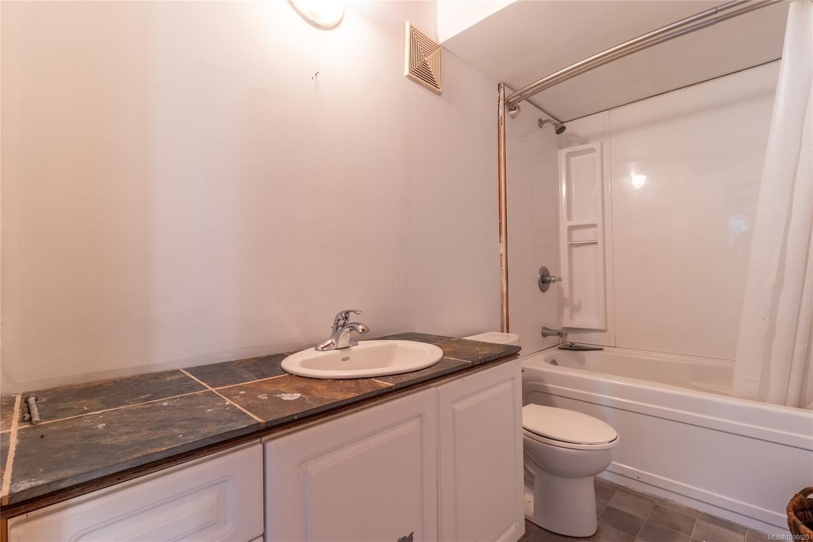 4605 Mate Rd, Pender Island, BC