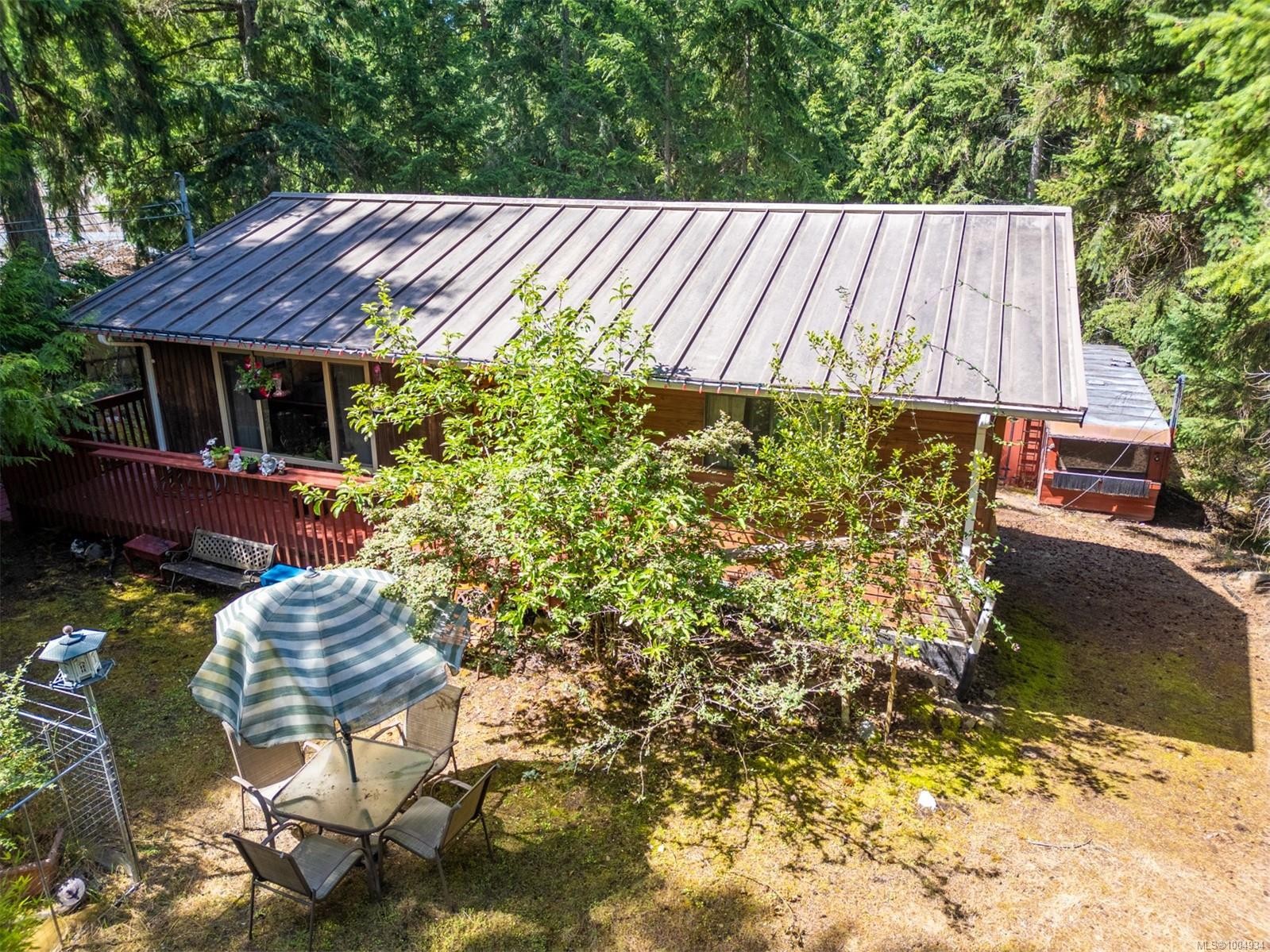 2611 Gunwhale Rd, Pender Island, BC