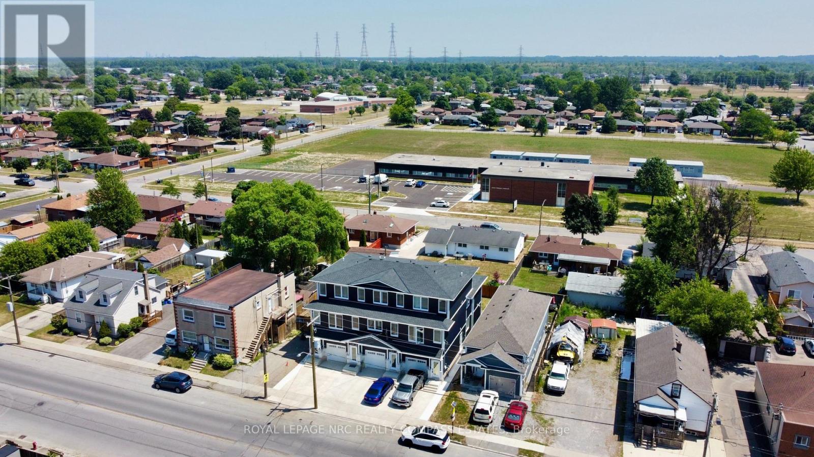 101-105 Southworth Street N, Welland (Lincoln/Crowland), ON - Outdoor With View