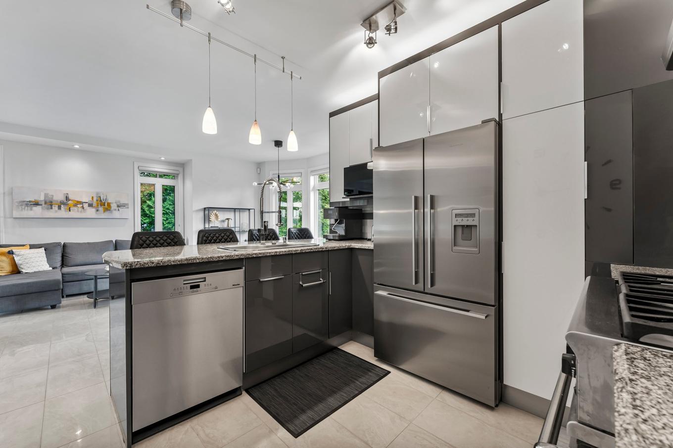Kitchen - 15-310 Rue Cabana, Magog, QC - Indoor Photo Showing Kitchen