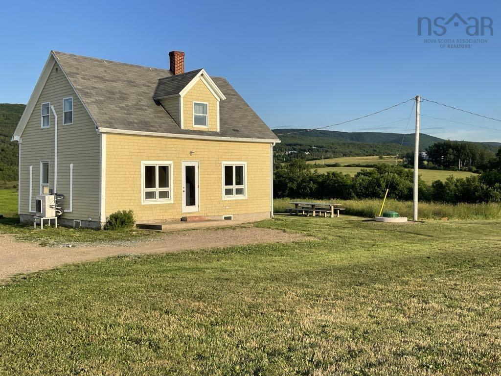 84 5308 Road, St. Joseph Du Moine, NS