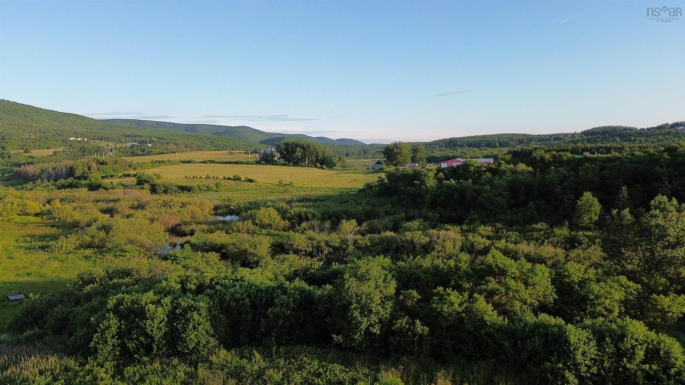 84 5308 Road, St. Joseph Du Moine, NS