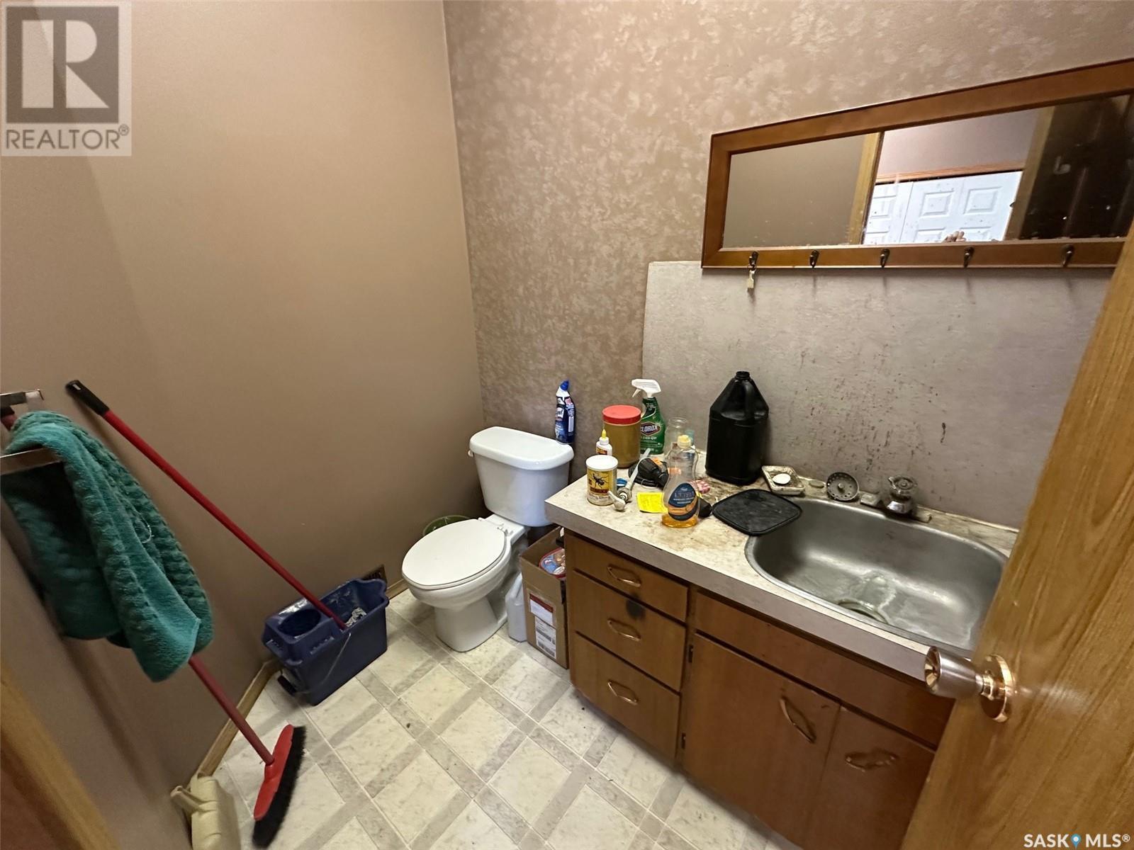 Glass Ranch, Chaplin Rm No. 164, SK