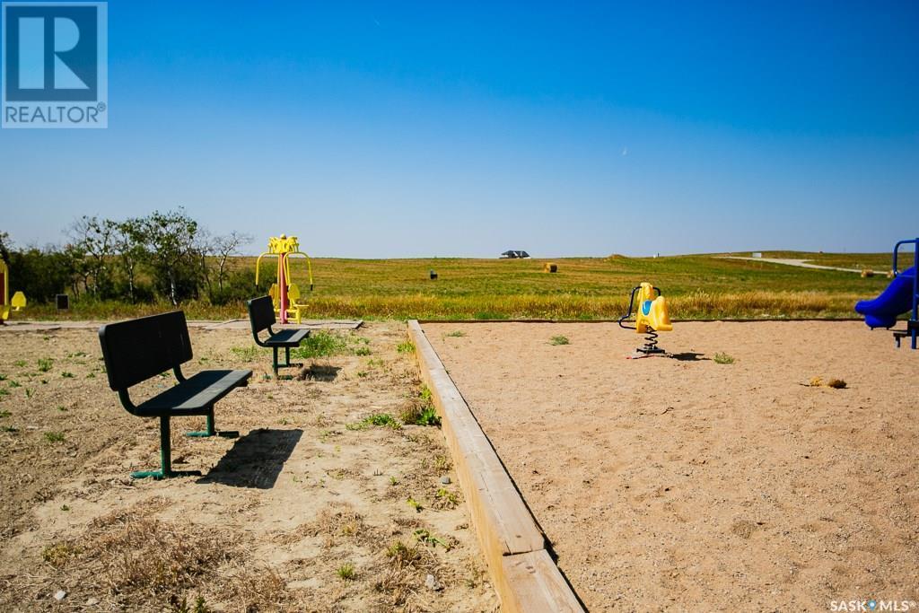 Valley View Estates - Lot: 10 Block: B, Longlaketon Rm No. 219, SK