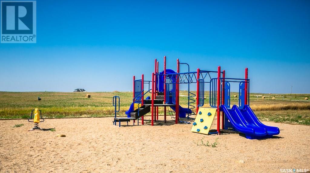 Valley View Estates - Lot: 10 Block: B, Longlaketon Rm No. 219, SK