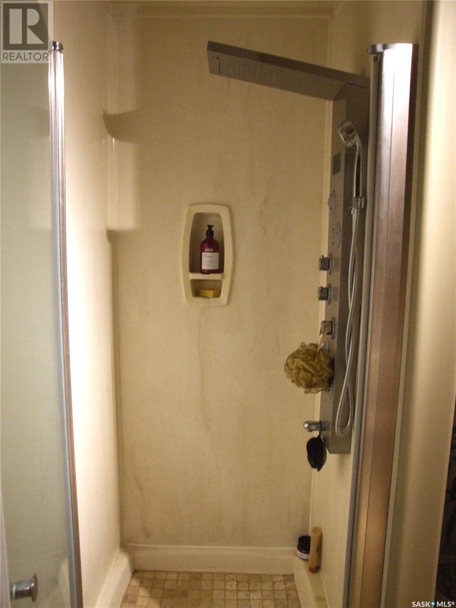 108 Freeman Street, Richmound, SK - Indoor Photo Showing Bathroom