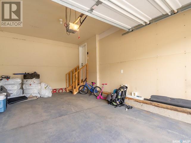 4809 Green Rock Road E, Regina, SK - Indoor Photo Showing Garage