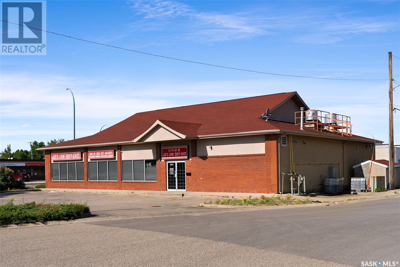 200 Victoria Avenue E, Regina, SK