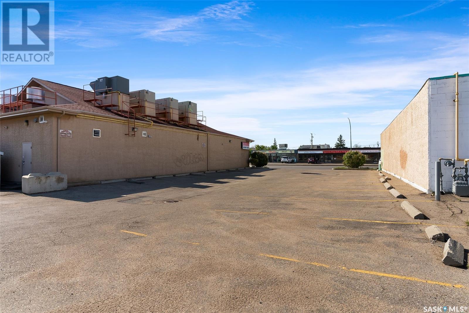 200 Victoria Avenue E, Regina, SK