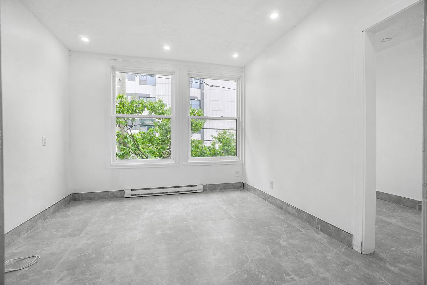 Interior - 100-2157 Rue Fleury E., Montréal (Ahuntsic-Cartierville), QC - Indoor Photo Showing Other Room