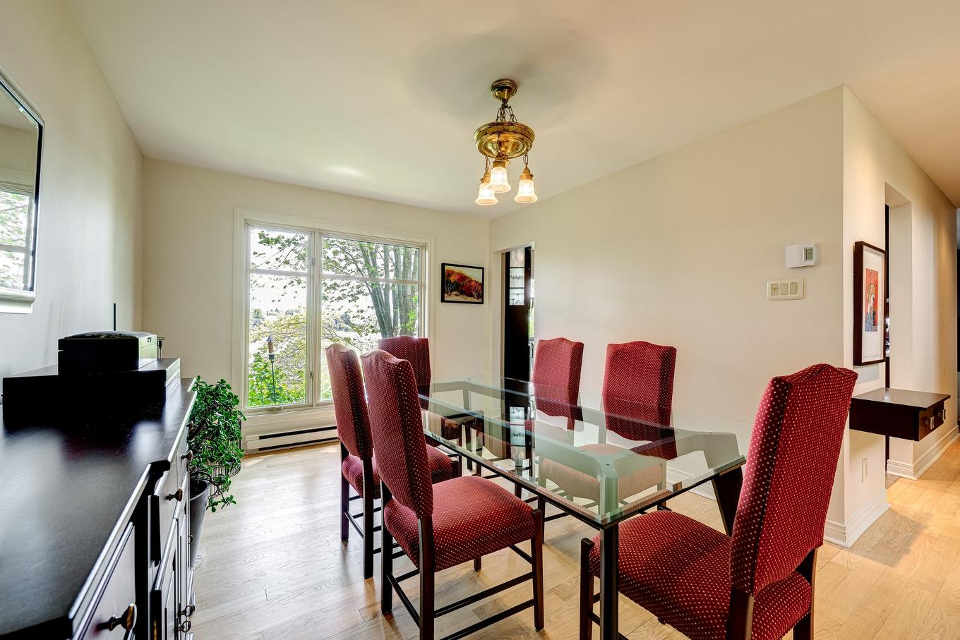 Salle à manger - 2712 Rue Luc, Terrebonne (Lachenaie), QC - Indoor Photo Showing Dining Room