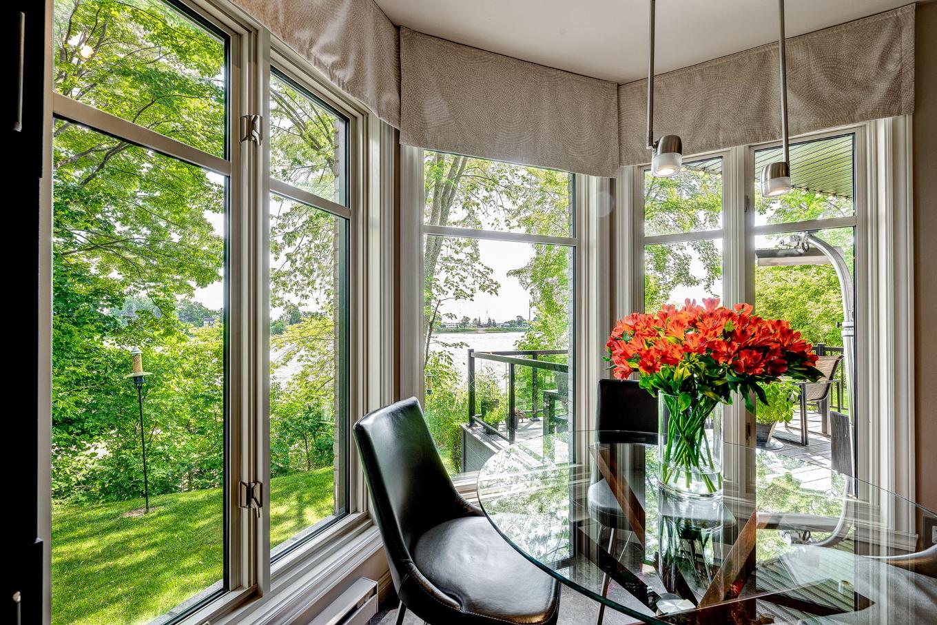 Coin-repas - 2712 Rue Luc, Terrebonne (Lachenaie), QC - Indoor Photo Showing Dining Room