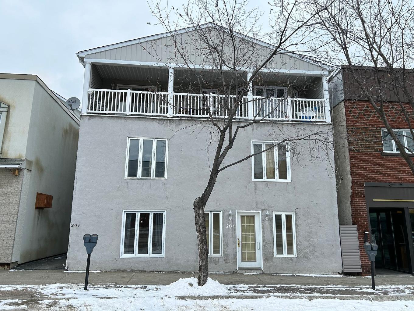Frontage - 209 Av. Carter, Rouyn-Noranda, QC - Outdoor
