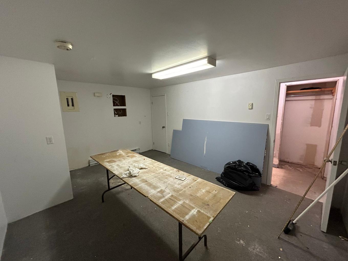 Room - 209 Av. Carter, Rouyn-Noranda, QC - Indoor