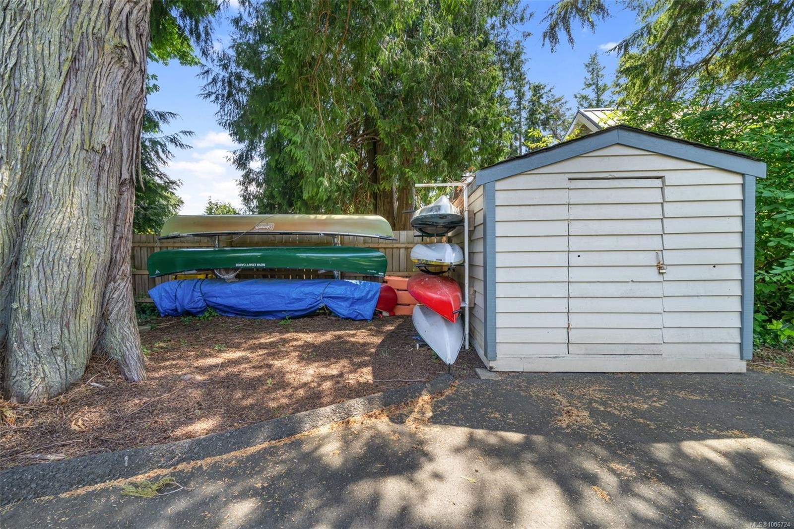 10-1976 Glenidle Rd, Sooke, BC - Outdoor