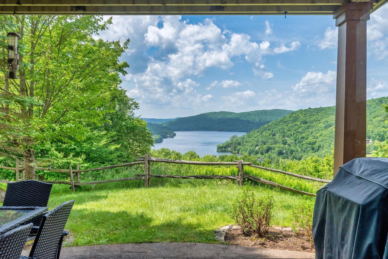 Water view - 1-156 Rue Du Mont-Plaisant, Mont-Tremblant, QC - Outdoor With View