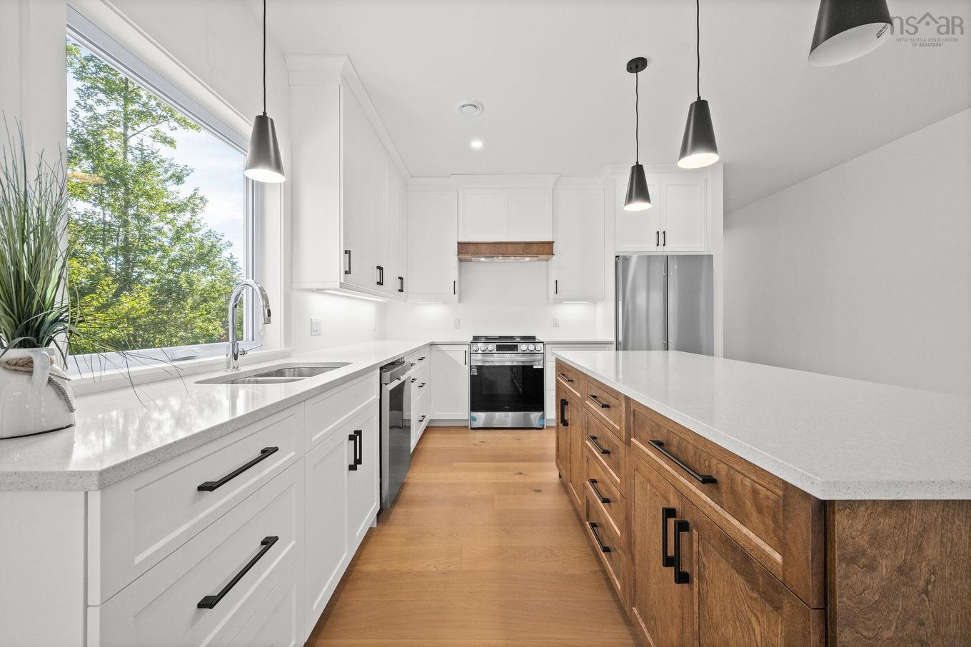 170 Olive Avenue, Bedford, NS