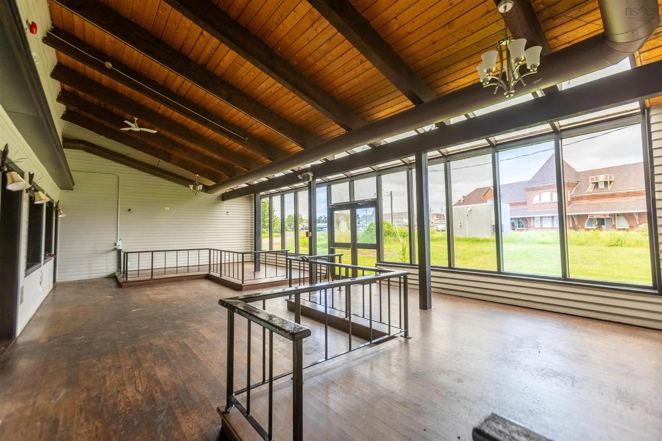 10 Gerard Avenue, Amherst, NS