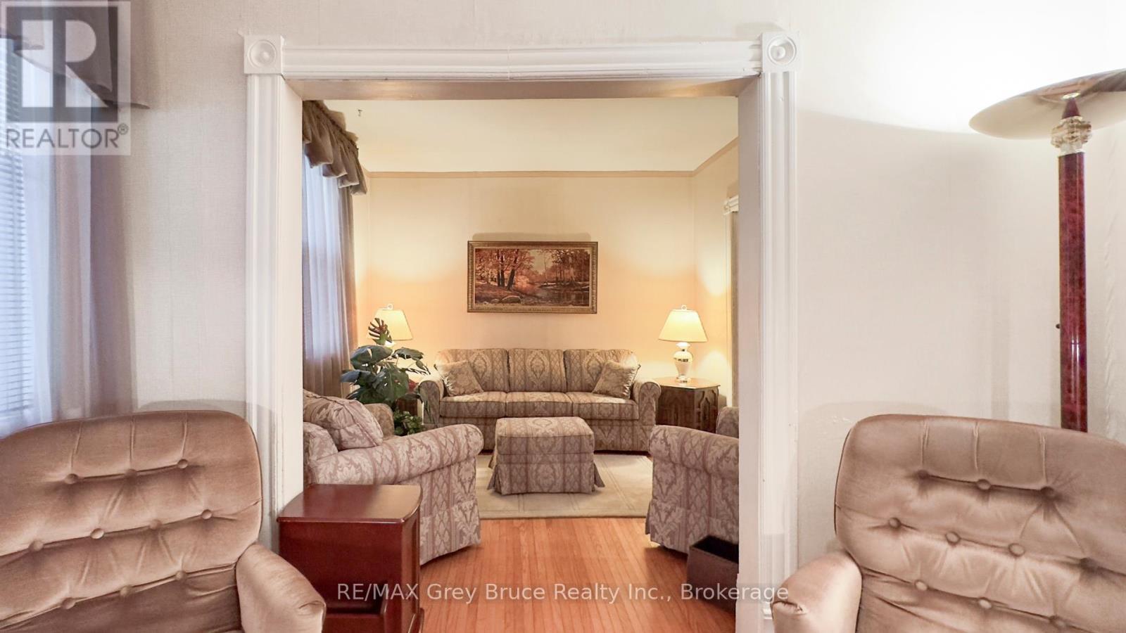 500064 Grey Road 12, West Grey, ON