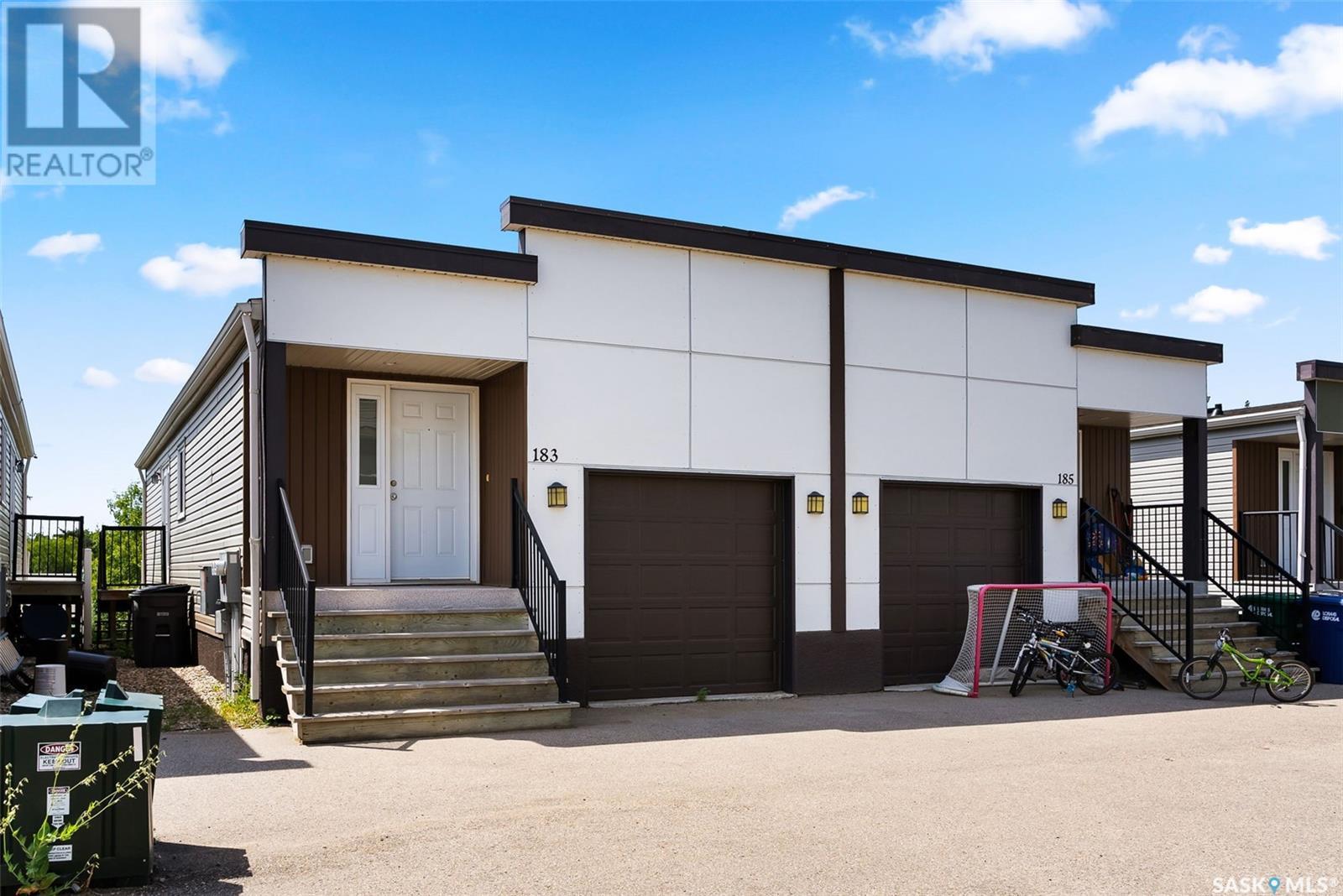 183 Chateau Crescent, Pilot Butte, SK - Outdoor