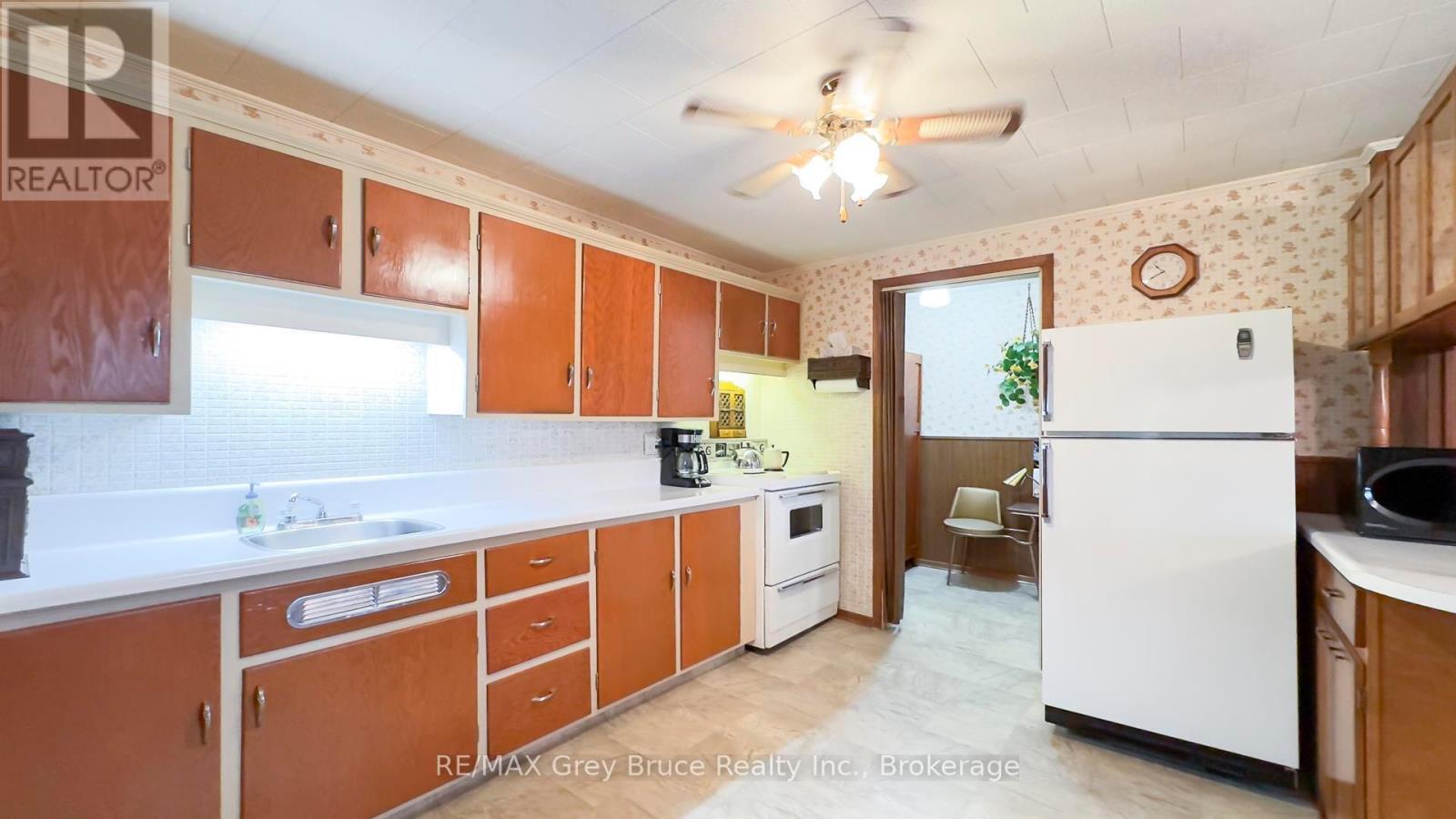 500064 Grey Road 12, West Grey, ON