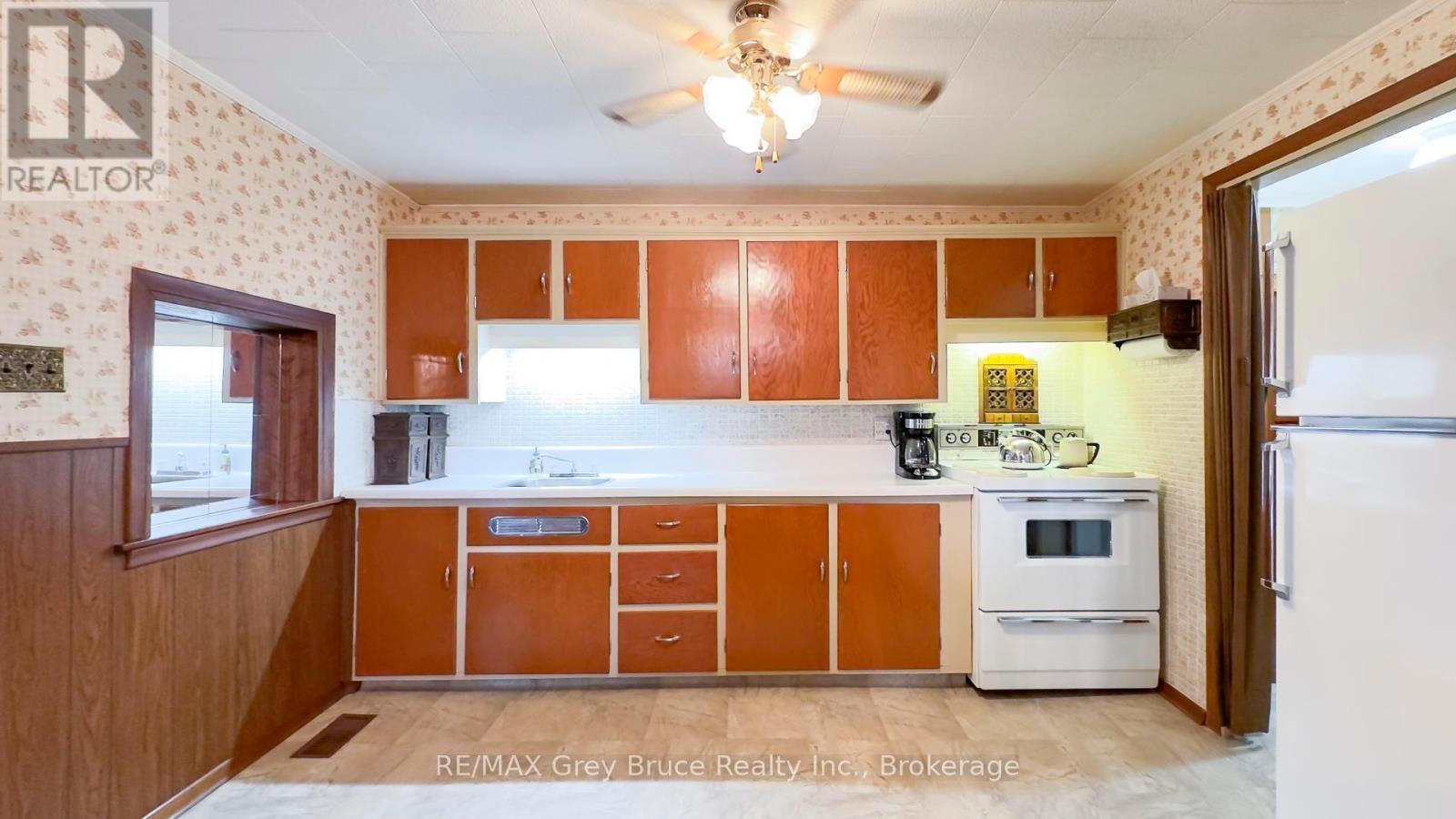 500064 Grey Road 12, West Grey, ON