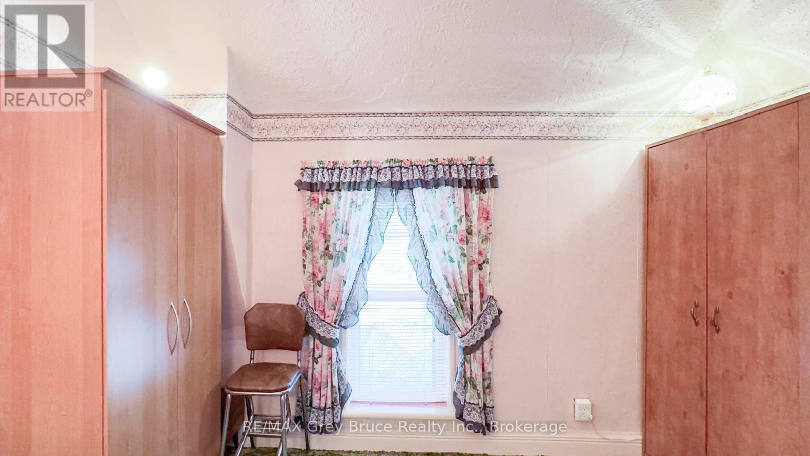 500064 Grey Road 12, West Grey, ON