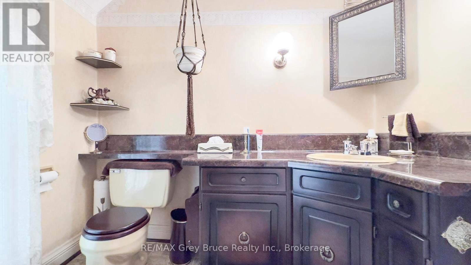 500064 Grey Road 12, West Grey, ON