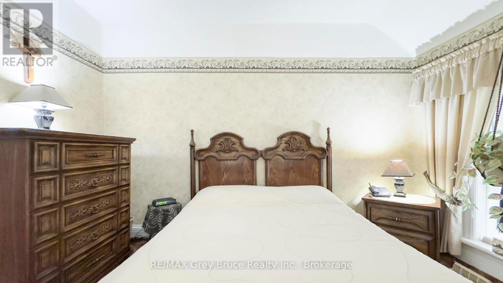 500064 Grey Road 12, West Grey, ON